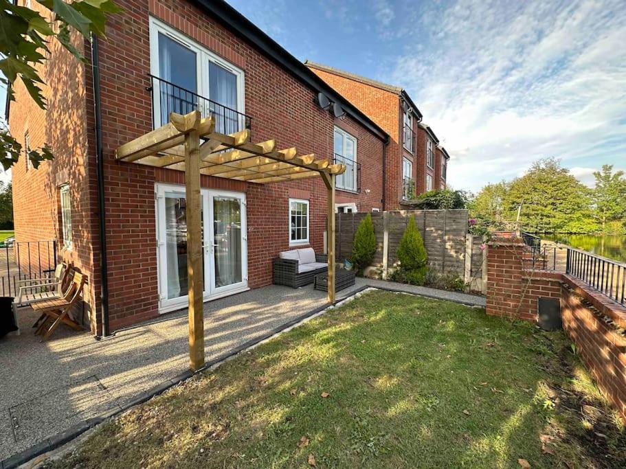 Waterside Mufc & Trafford Centre Townhouse 4 Bedroom Free Parking Манчестер Екстер'єр фото