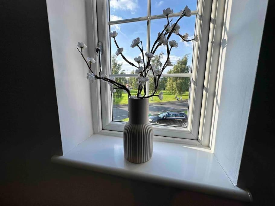 Waterside Mufc & Trafford Centre Townhouse 4 Bedroom Free Parking Манчестер Екстер'єр фото