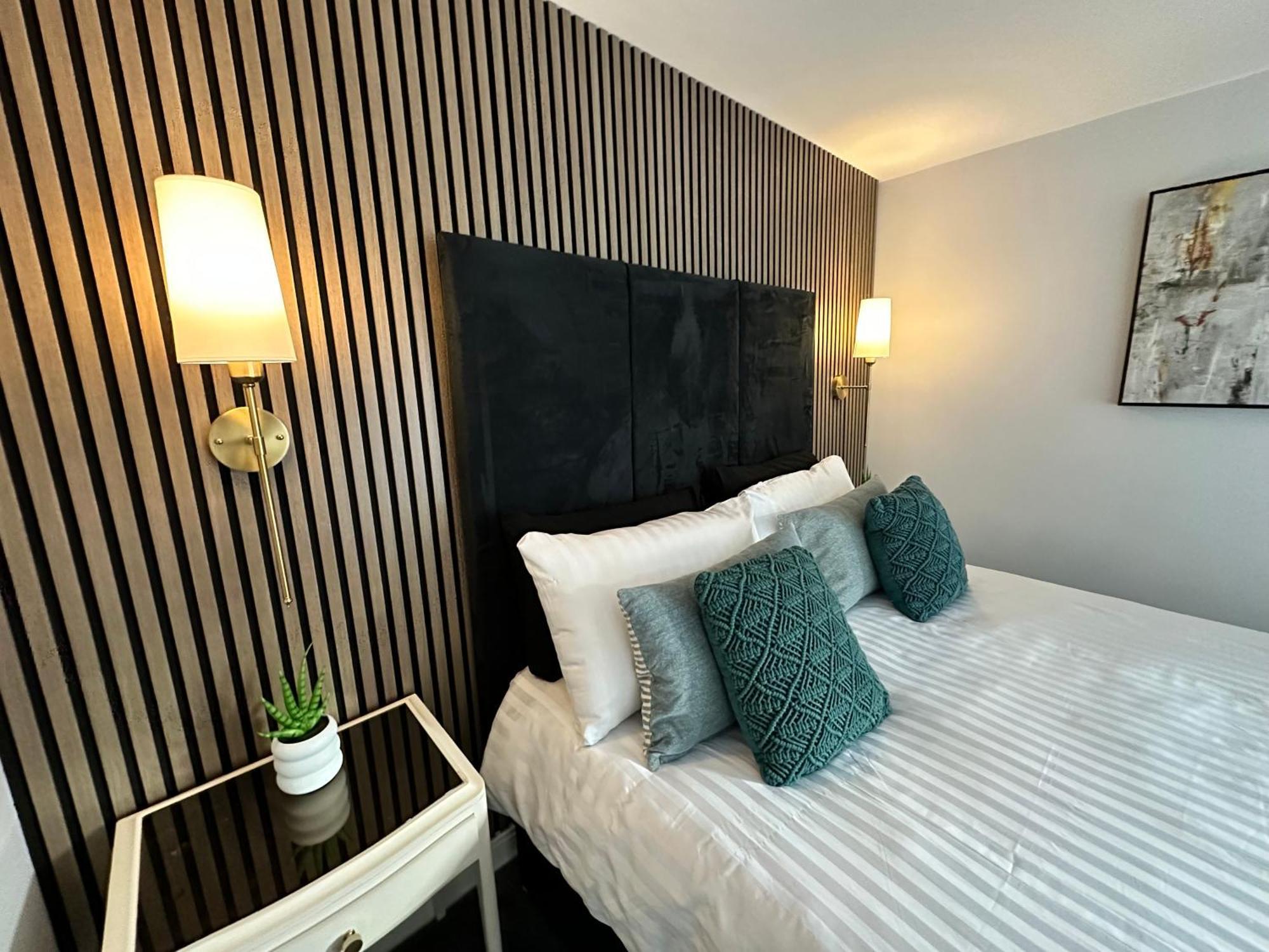 Waterside Mufc & Trafford Centre Townhouse 4 Bedroom Free Parking Манчестер Екстер'єр фото